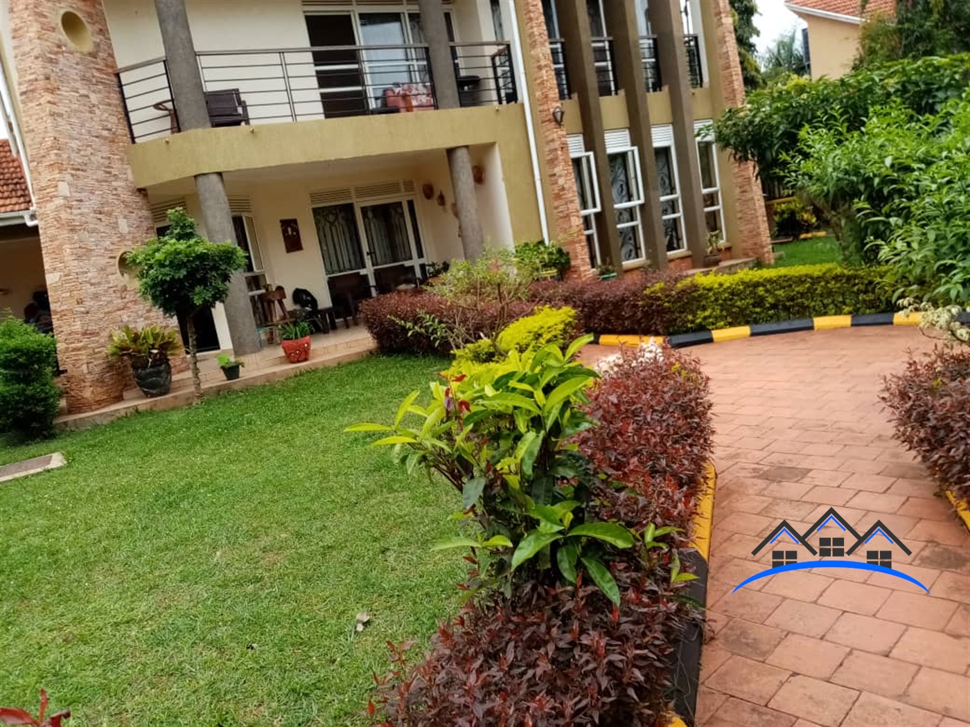 Storeyed house for sale in Lubowa Kampala