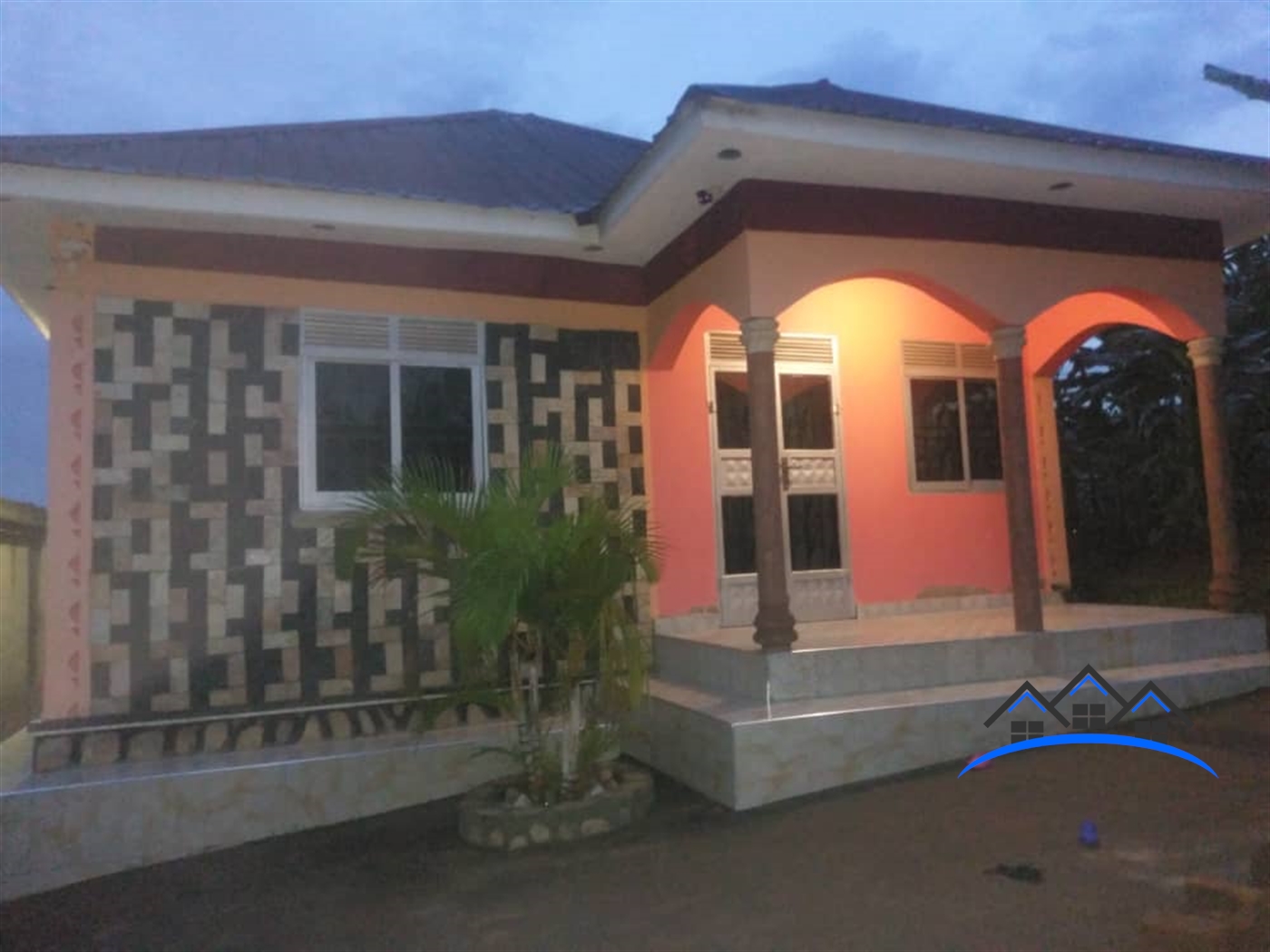 Bungalow for sale in Cbd Mukono