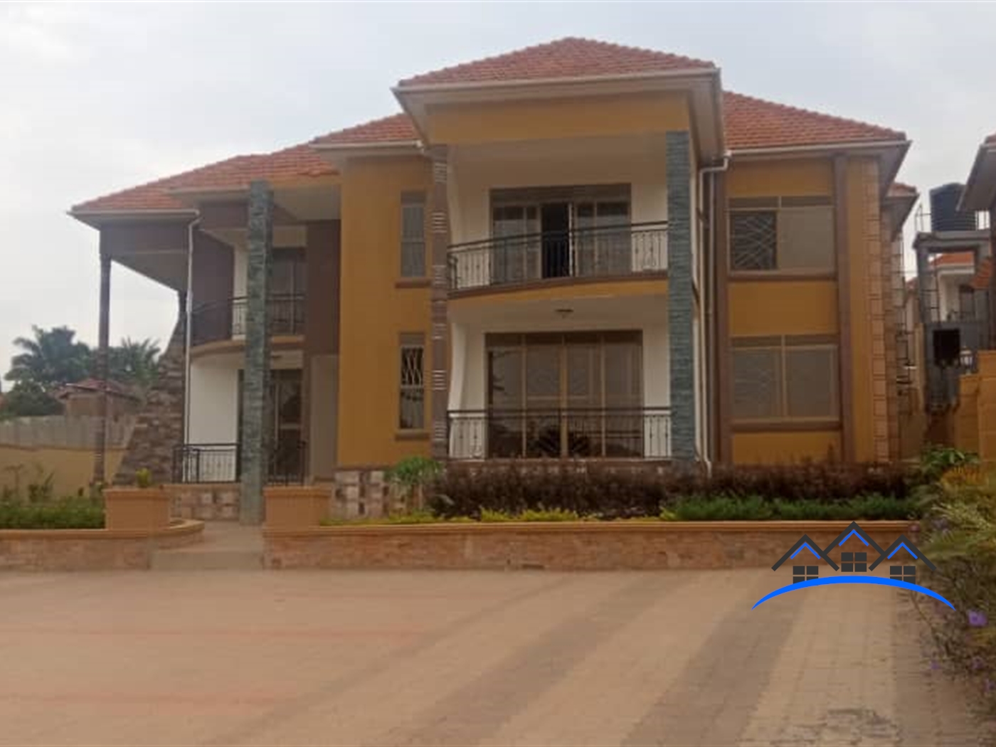 Storeyed house for sale in Kiwaatule Kampala