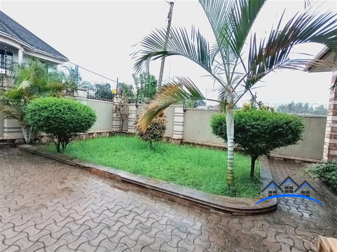 Bungalow for sale in Kira Wakiso