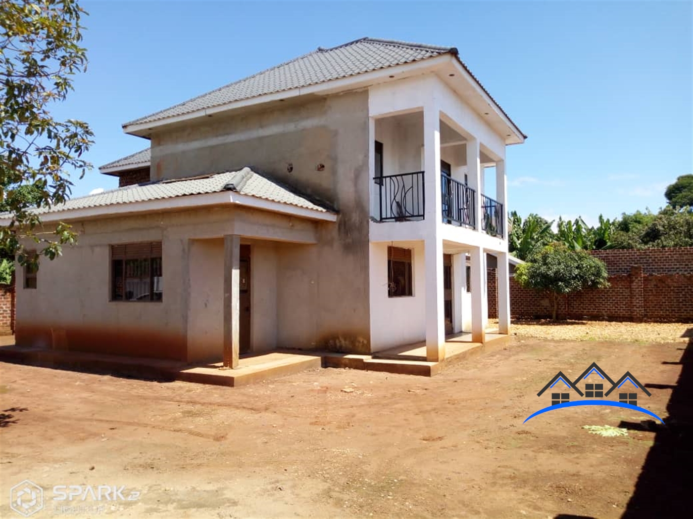 Storeyed house for sale in Kawuku Wakiso