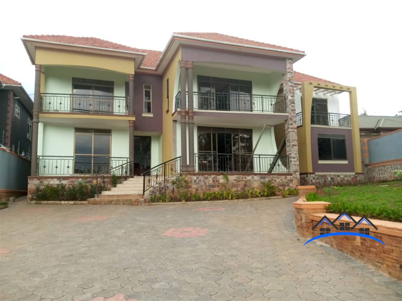 Storeyed house for sale in Kiwaatule Kampala