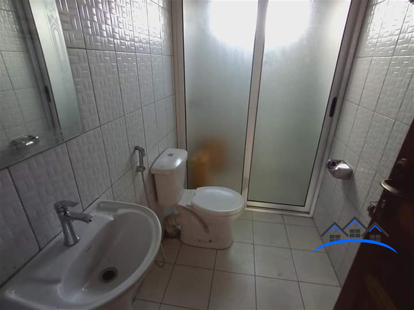 Bathroom (Toilet)