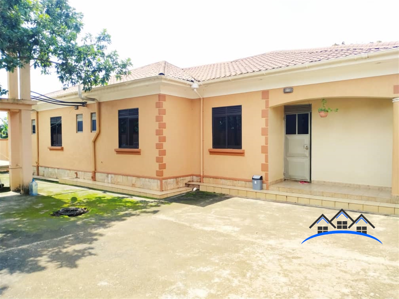 Bungalow for sale in Namugongo Wakiso