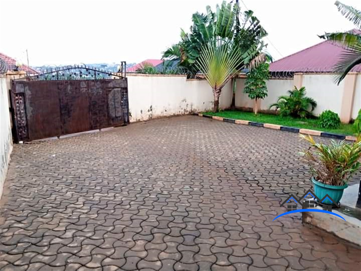 Bungalow for sale in Namugongo Wakiso