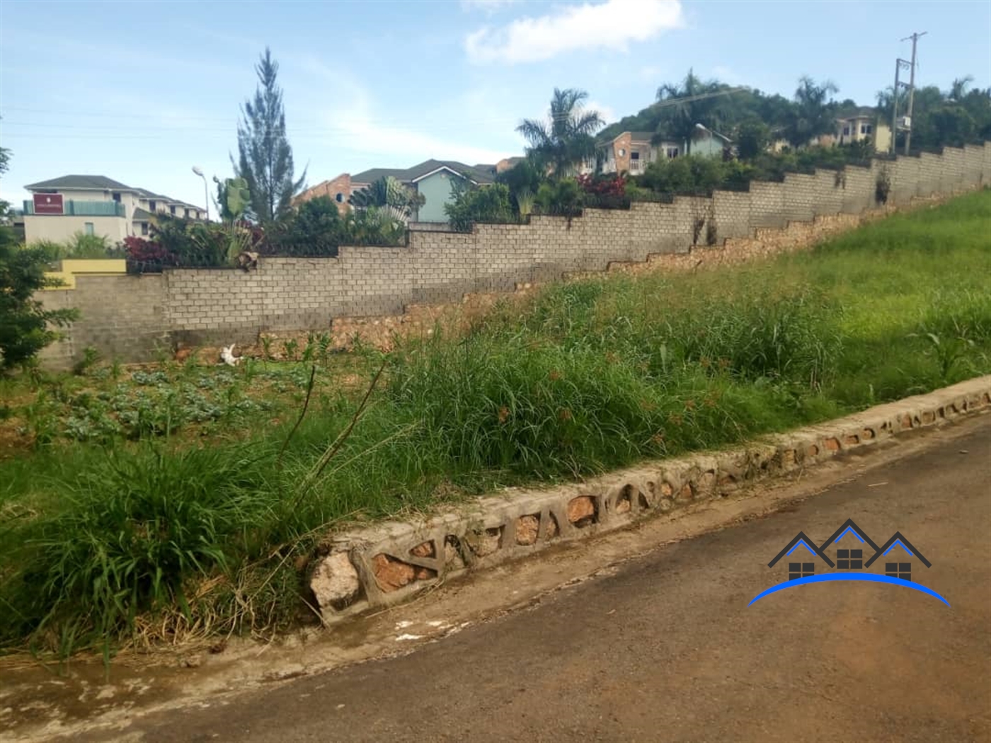 Multipurpose Land for sale in Lubowa Kampala