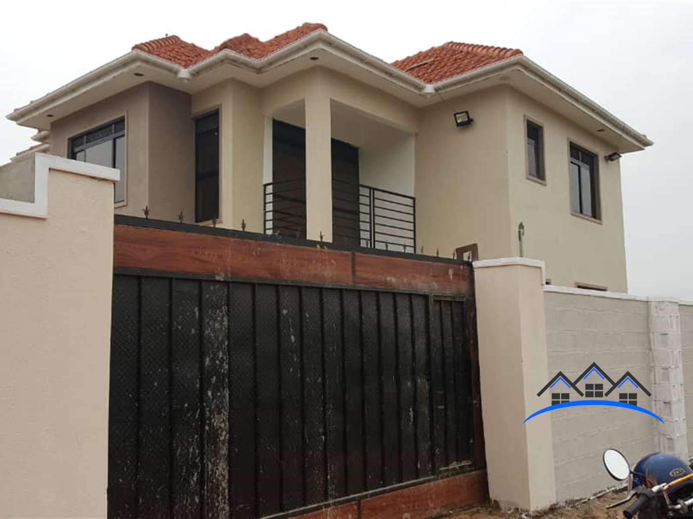 Storeyed house for sale in Kitende Wakiso