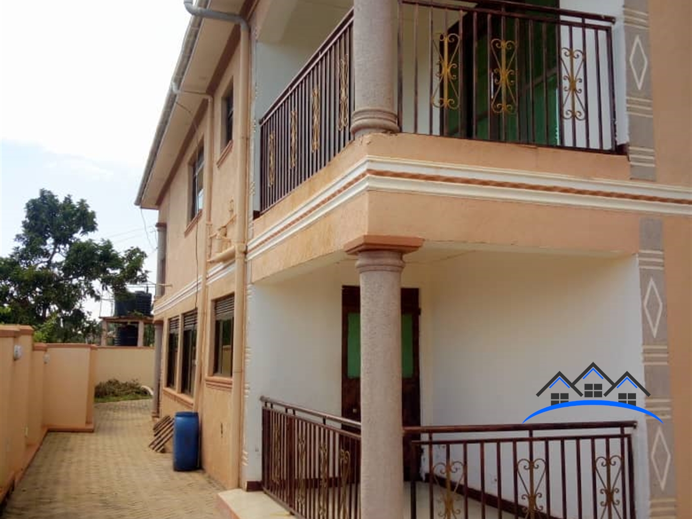 Storeyed house for sale in Seguku Wakiso