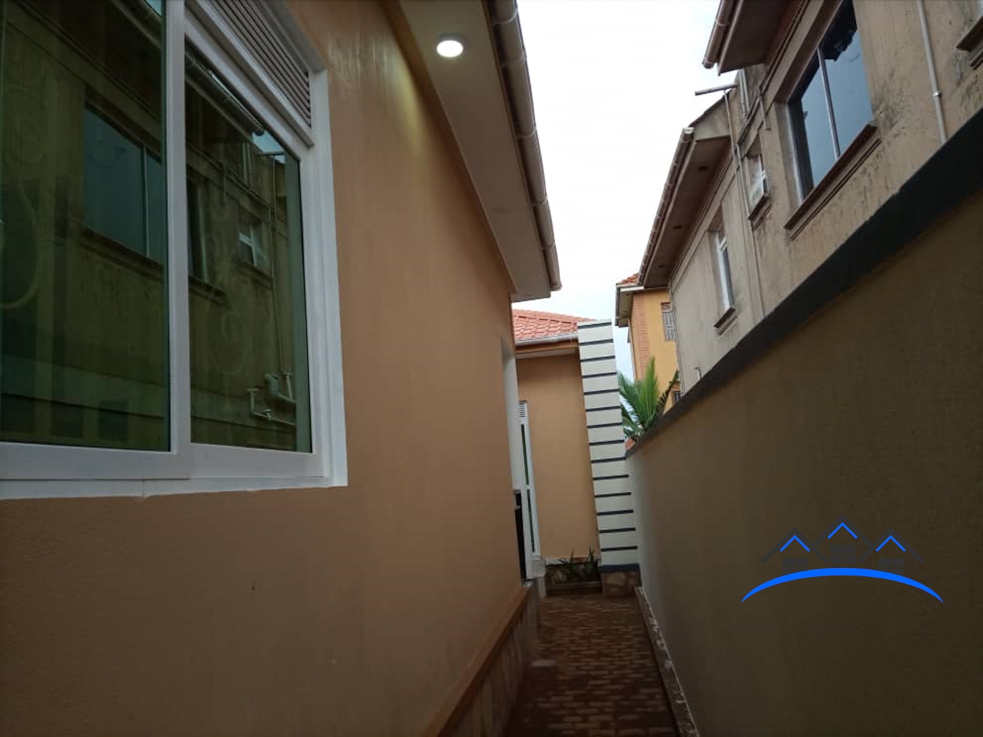 Bungalow for sale in Kitende Wakiso