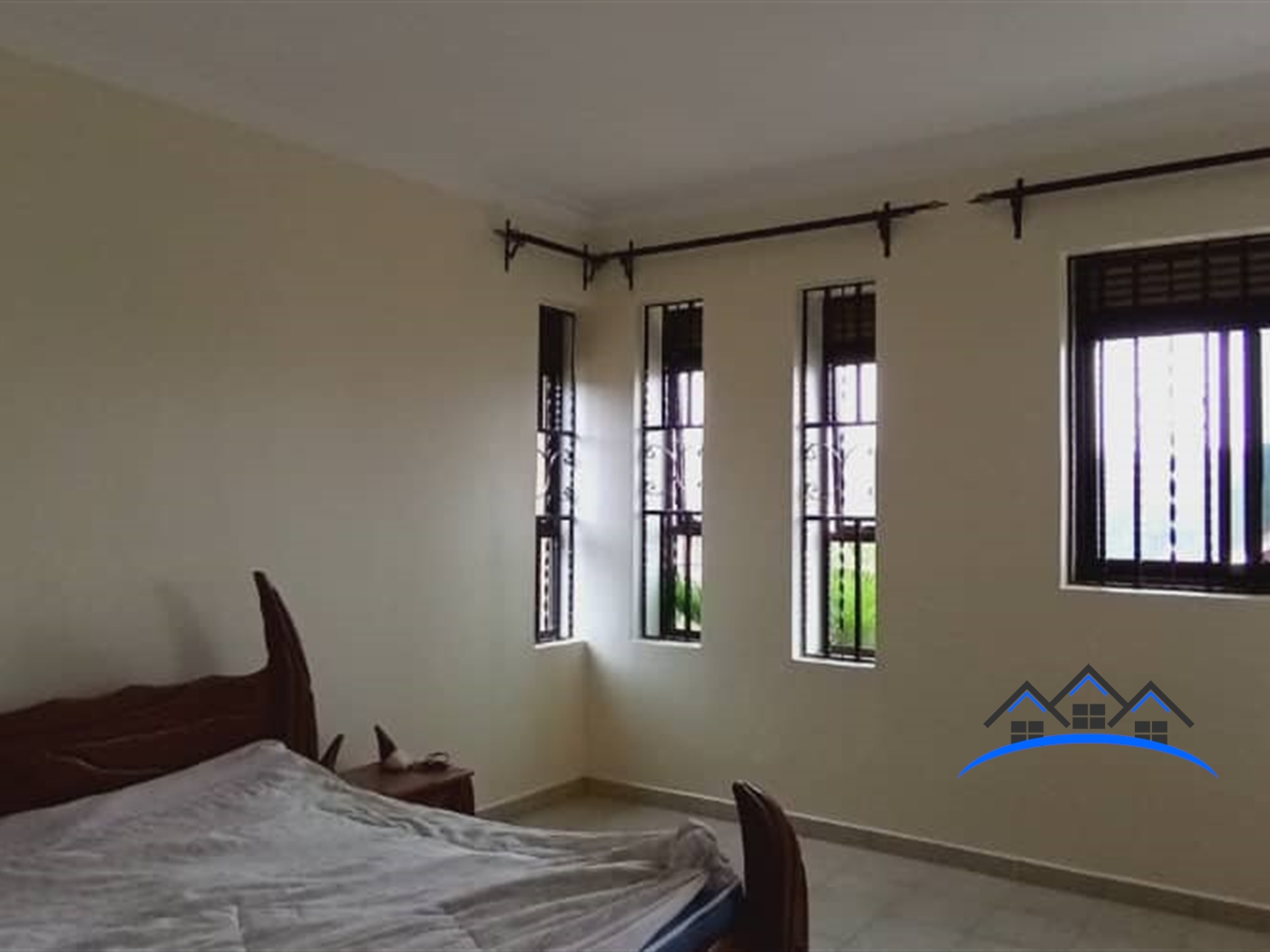 Bungalow for rent in Kira Wakiso