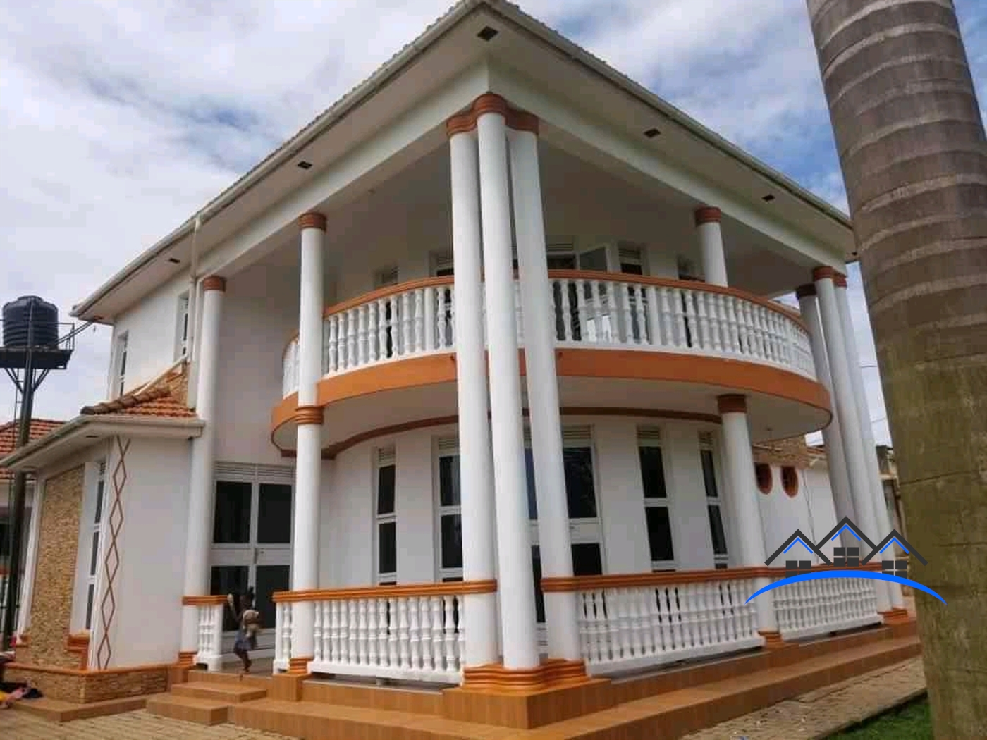 Storeyed house for sale in Lweza Wakiso