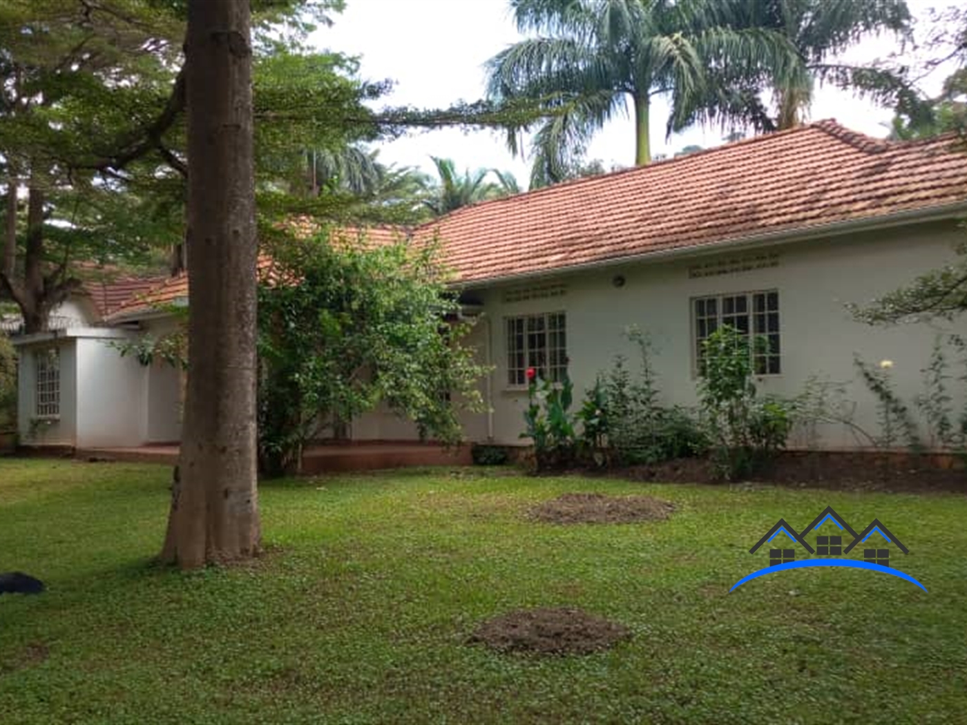 Bungalow for sale in Kololo Kampala