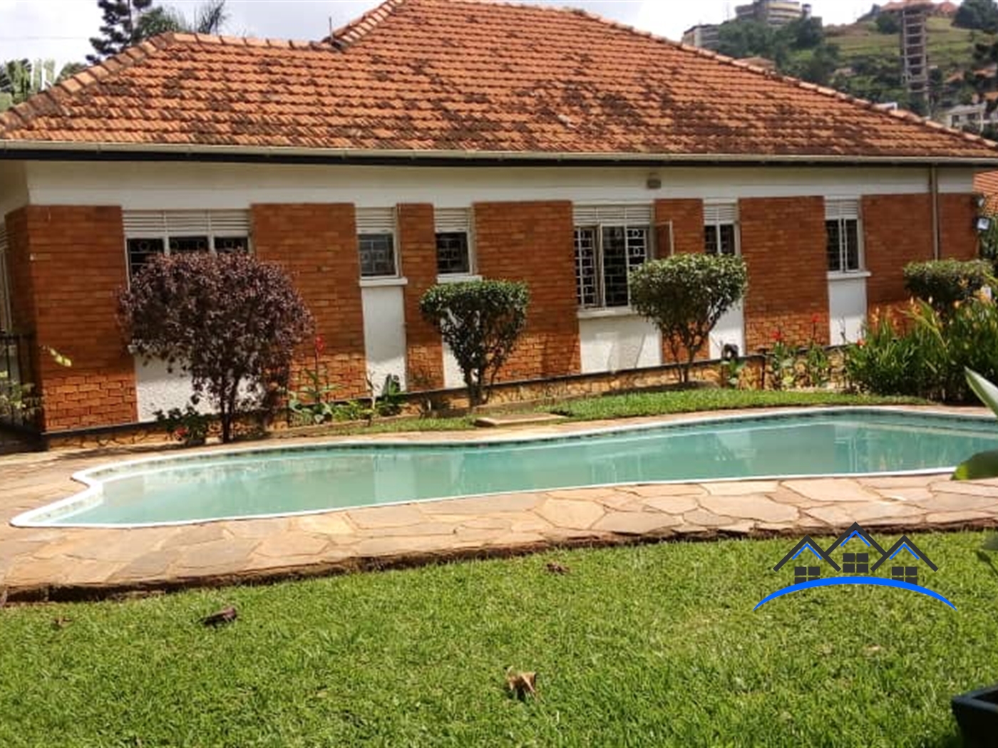 Bungalow for rent in Naguru Kampala