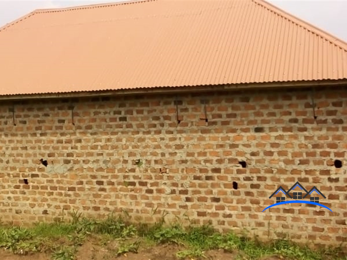 Shell House for sale in Buwambo Wakiso