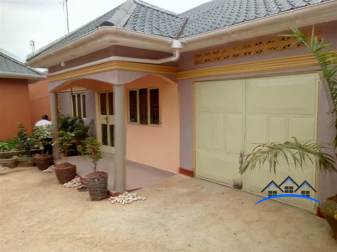 Bungalow for sale in Nansana Wakiso