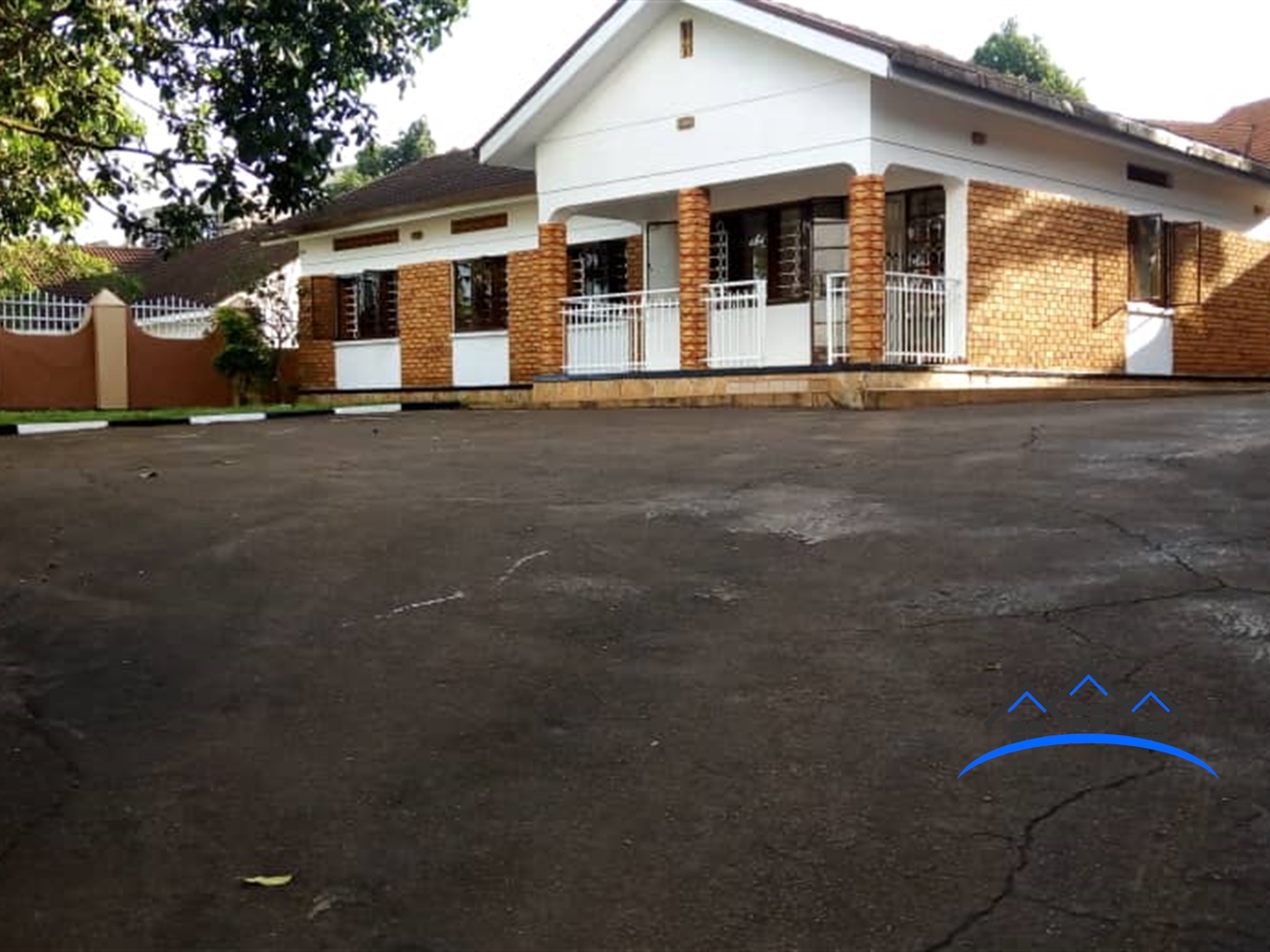 Bungalow for rent in Naguru Kampala