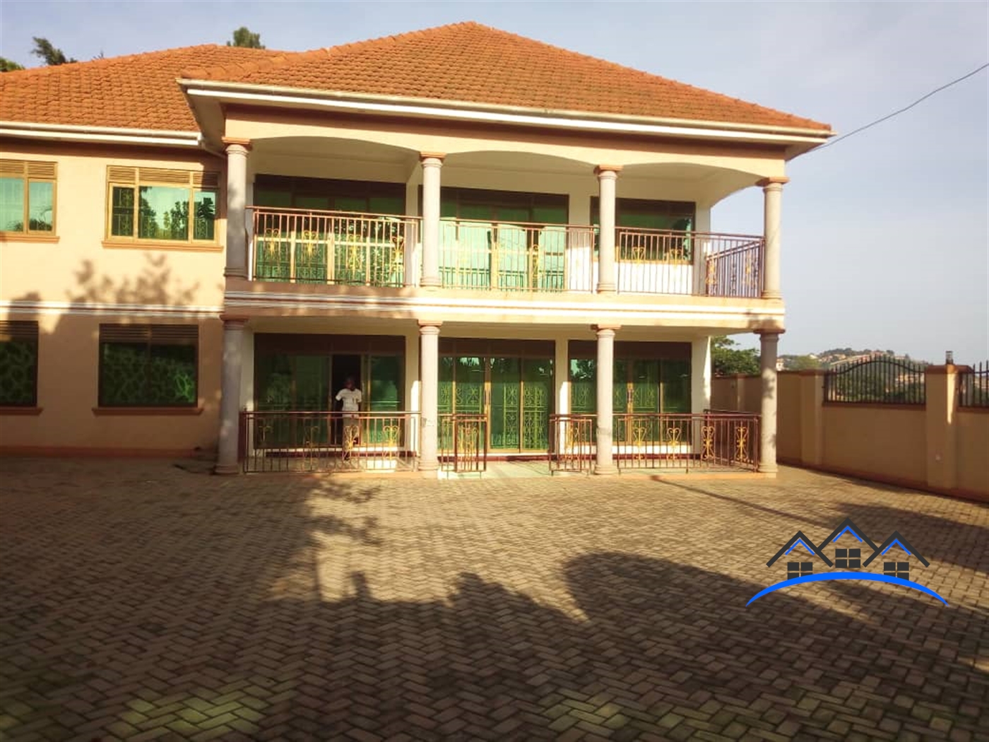 Storeyed house for sale in Seguku Wakiso