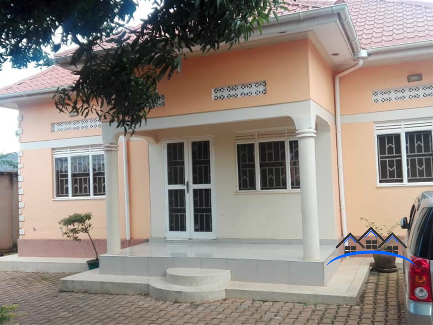 Bungalow for sale in Kitende Wakiso