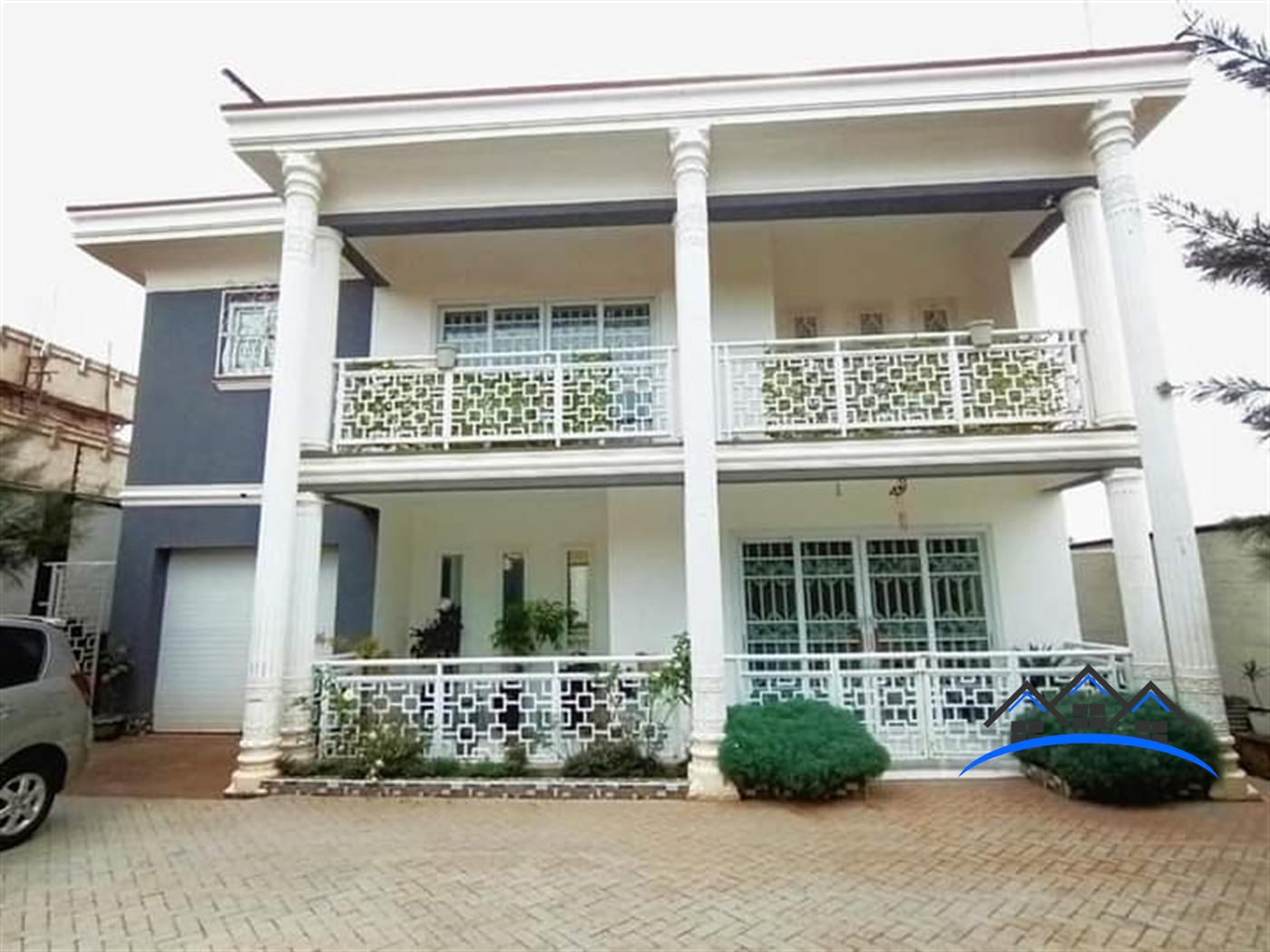 Storeyed house for sale in Kira Wakiso