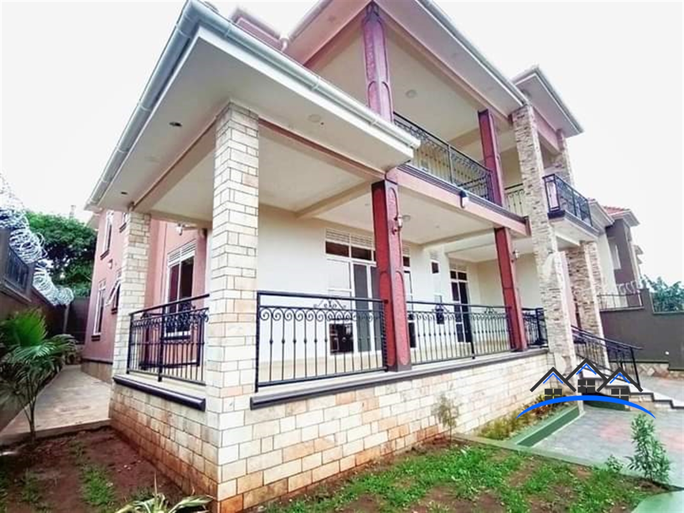 Storeyed house for sale in Kyanja Wakiso