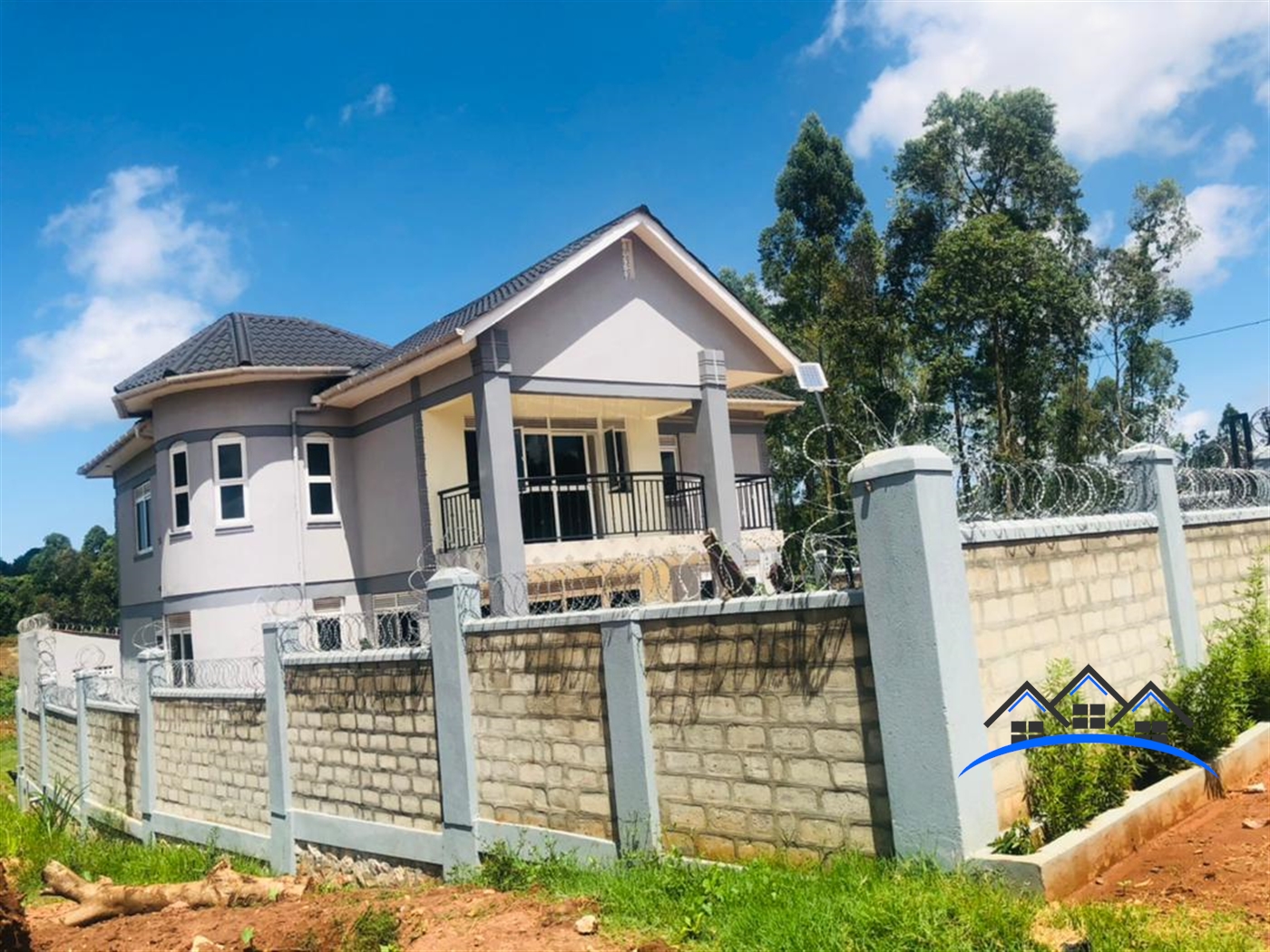 Storeyed house for sale in Kitende Wakiso