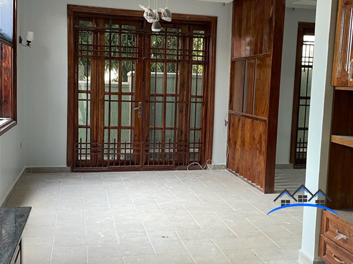 Storeyed house for sale in Munyonyo Kampala