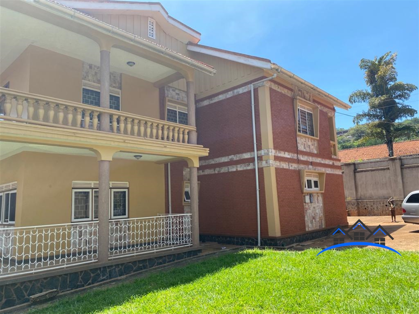 Storeyed house for sale in Makindye Kampala