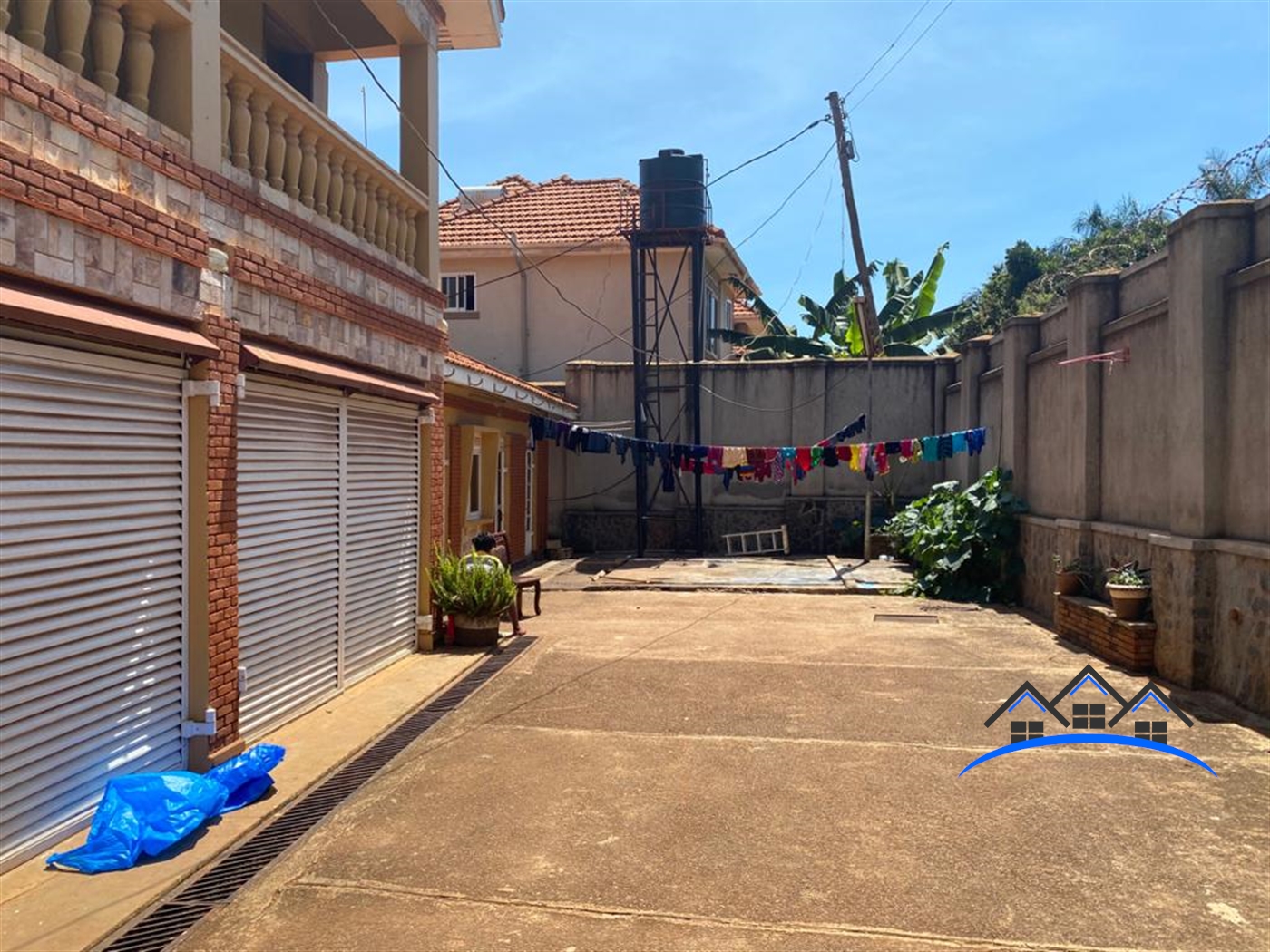 Storeyed house for sale in Makindye Kampala