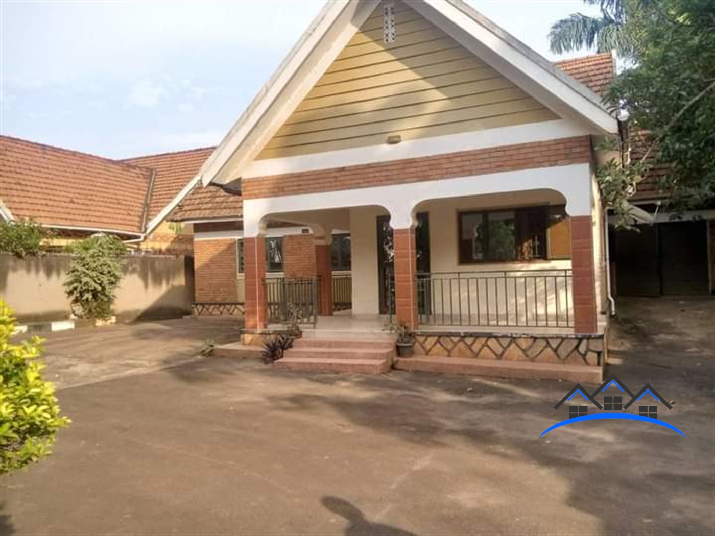 Bungalow for sale in Naguru Kampala