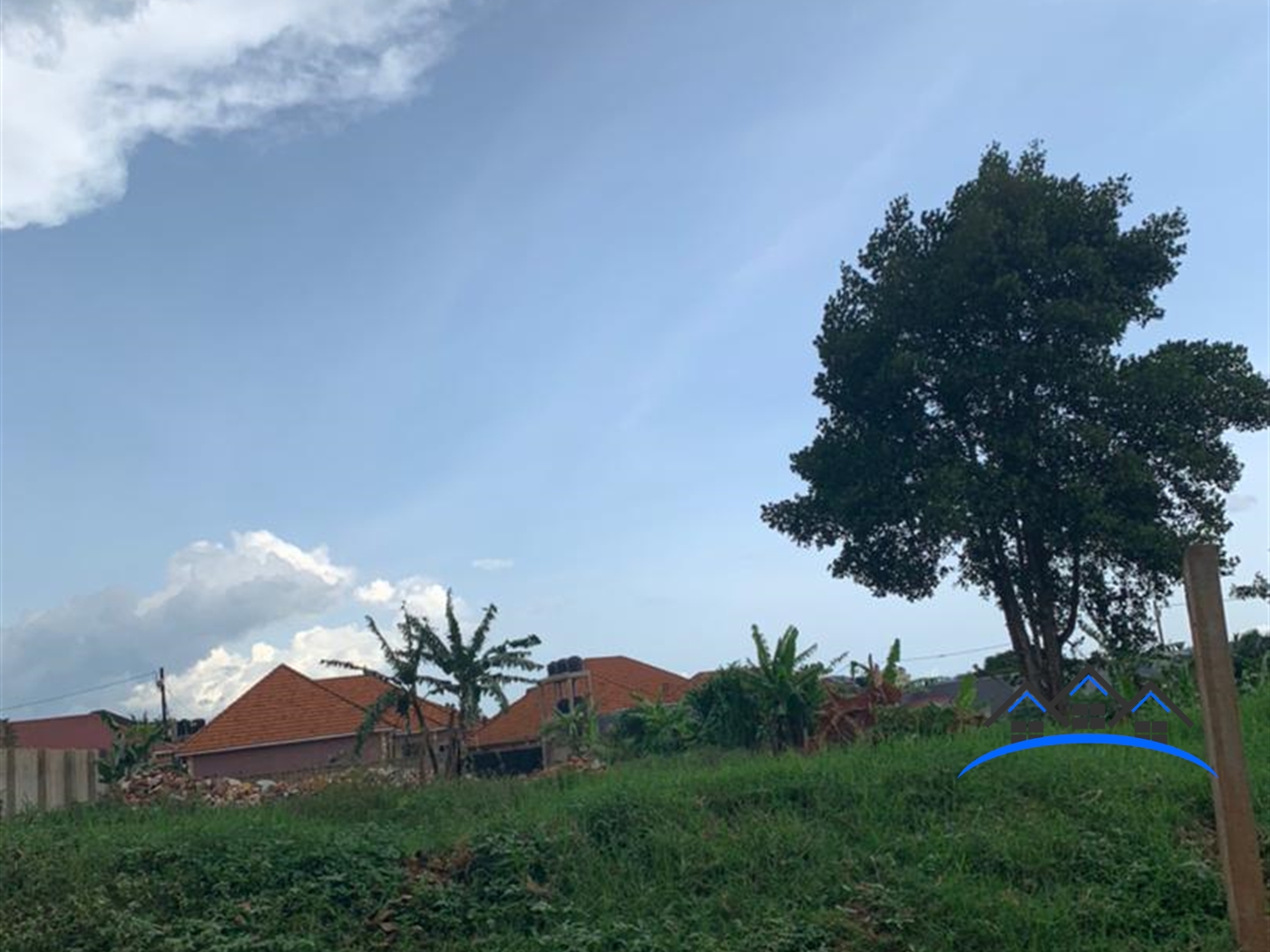 Storeyed house for sale in Kitende Wakiso