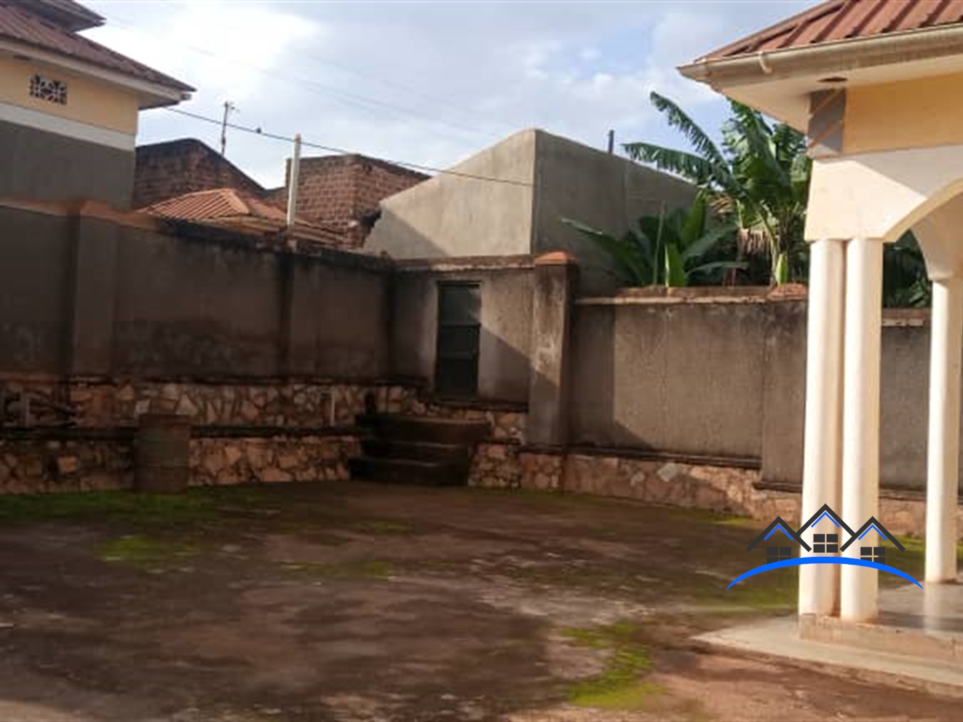 Bungalow for sale in Nansana Wakiso