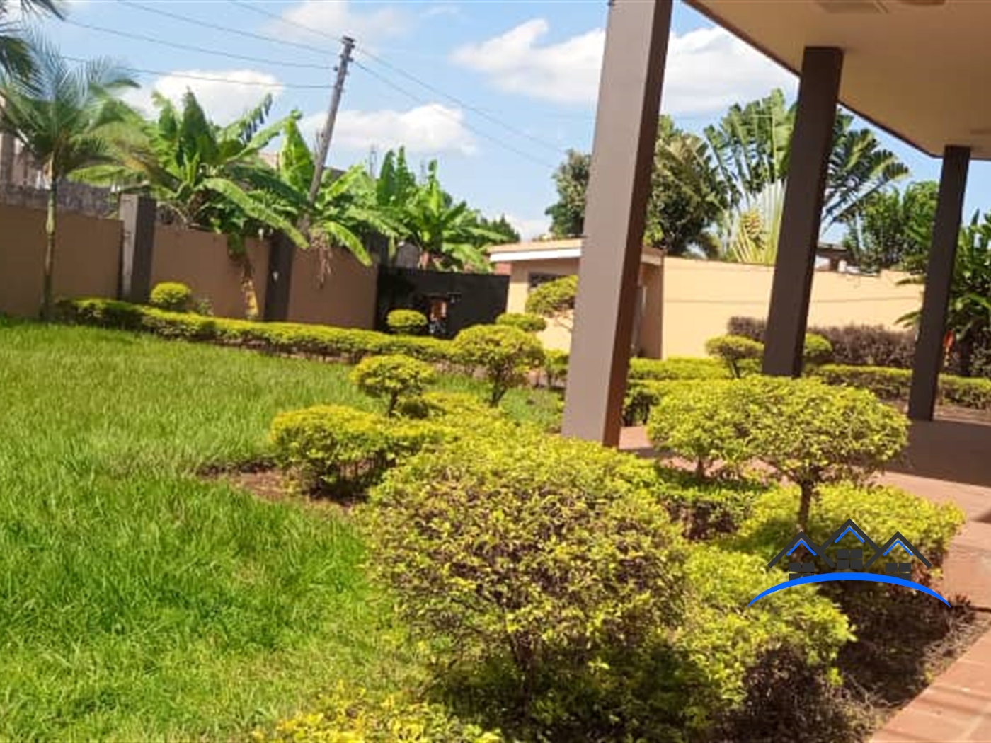 Storeyed house for sale in Muyenga Kampala