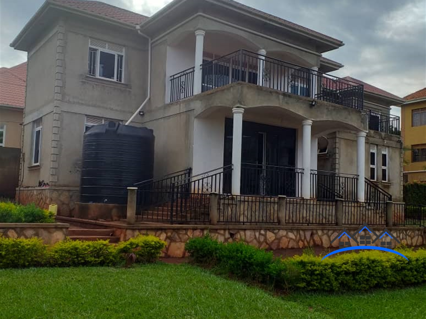 Storeyed house for sale in Kitende Wakiso