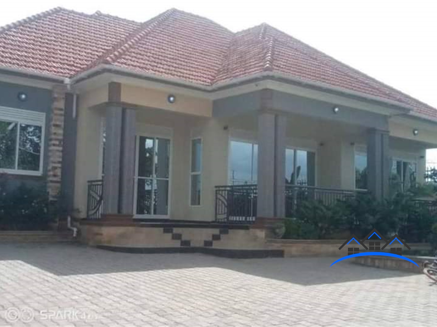 Bungalow for sale in Mutundwe Kampala