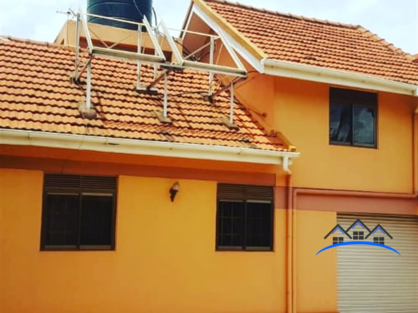 Storeyed house for sale in Kulambilo Wakiso