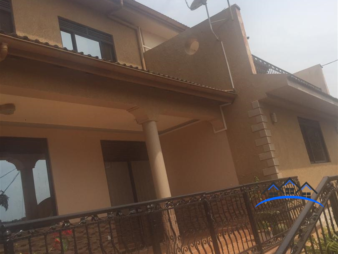 Storeyed house for sale in Bbunga Wakiso