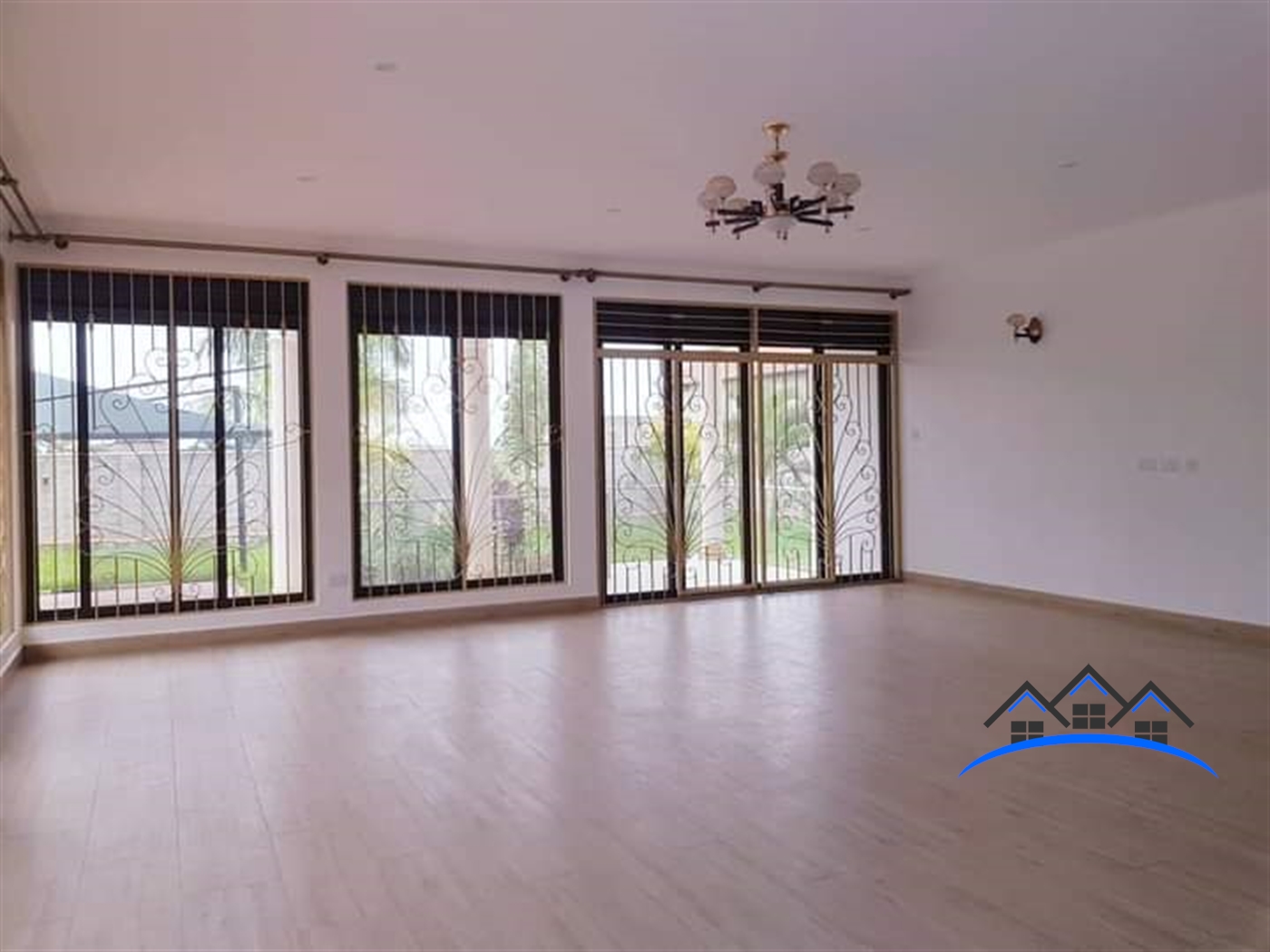 Mansion for rent in Munyonyo Kampala