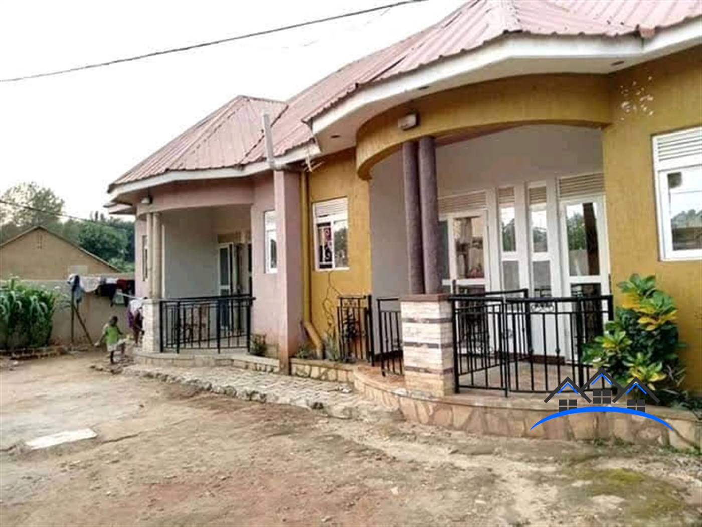 Bungalow for sale in Kiwaatule Kampala