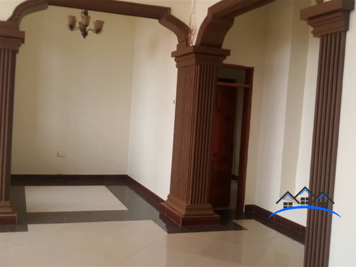 Storeyed house for sale in Seguku Wakiso