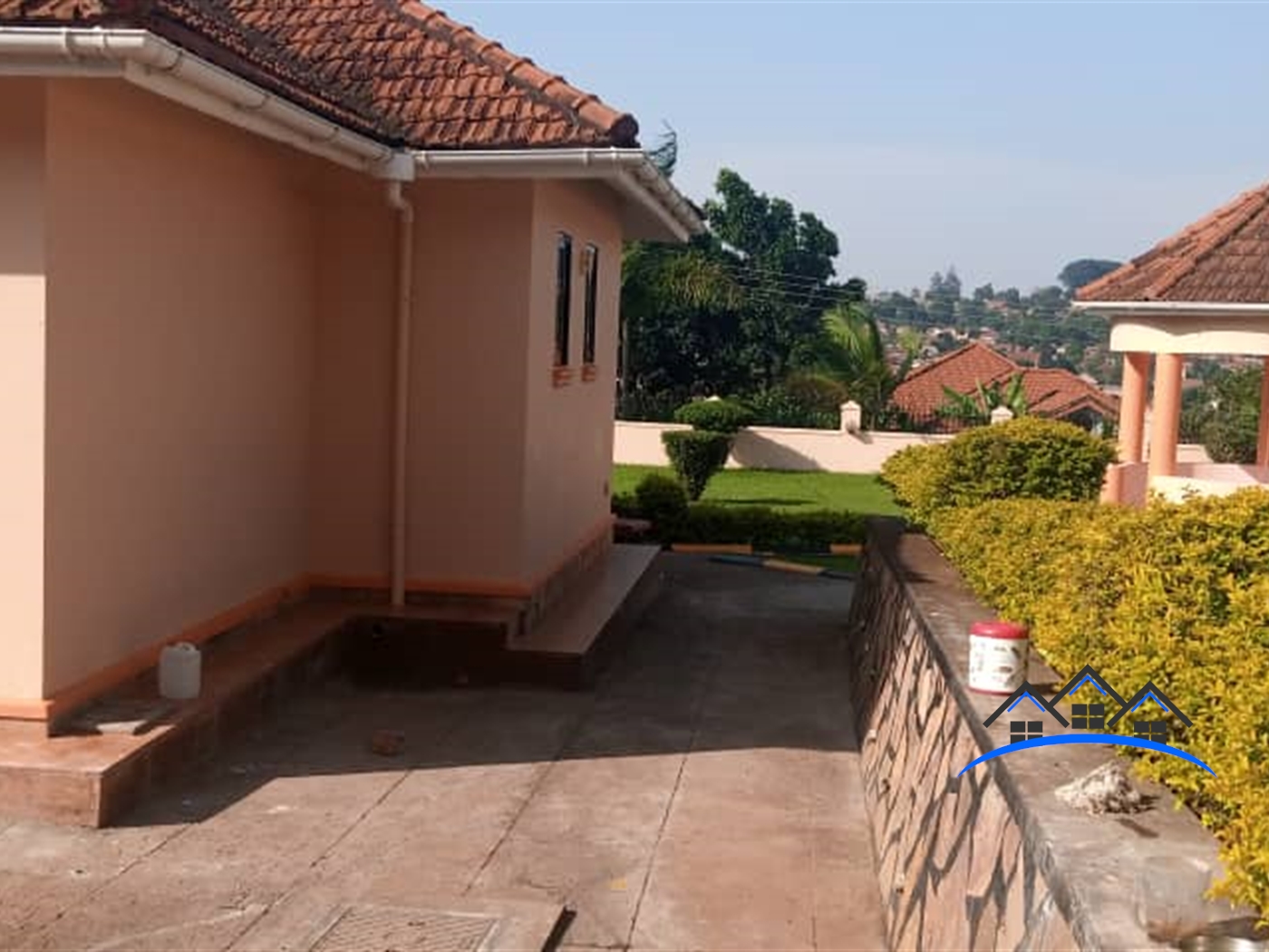 Bungalow for rent in Lubowa Wakiso