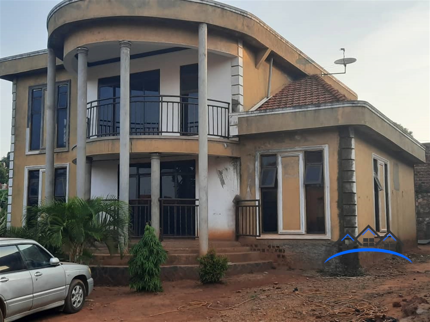 Storeyed house for sale in Zana Wakiso