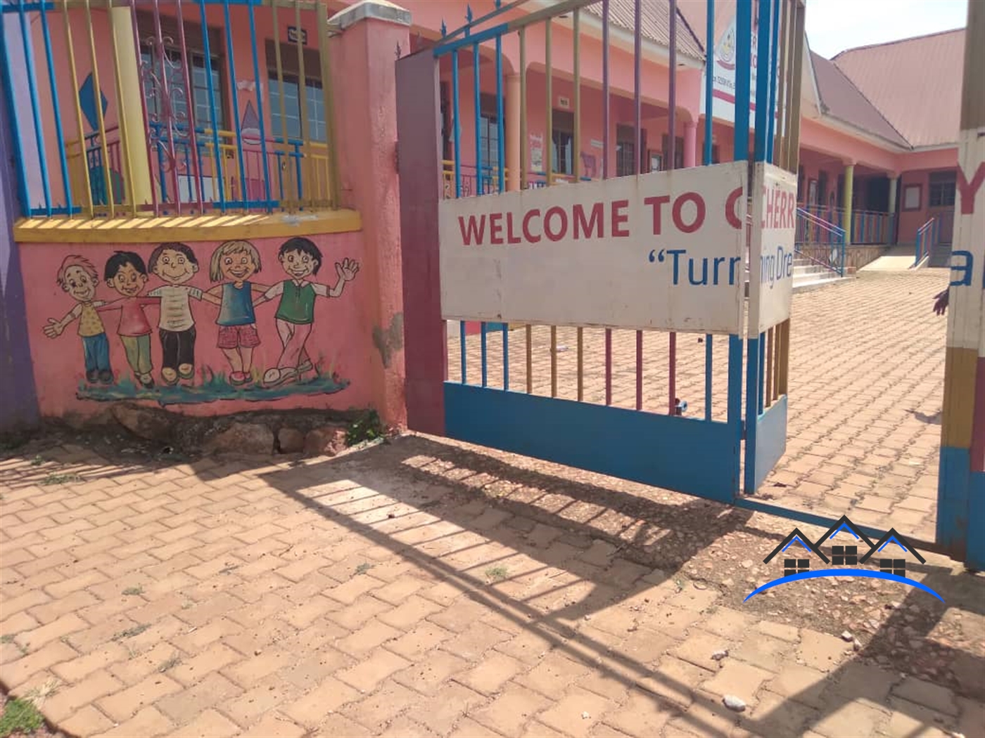 School for sale in Sseguku Wakiso