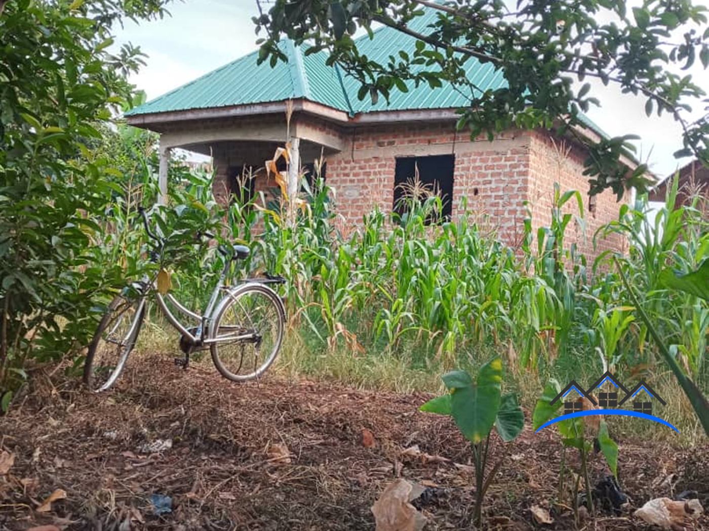 Shell House for sale in Wobulenzi Wakiso