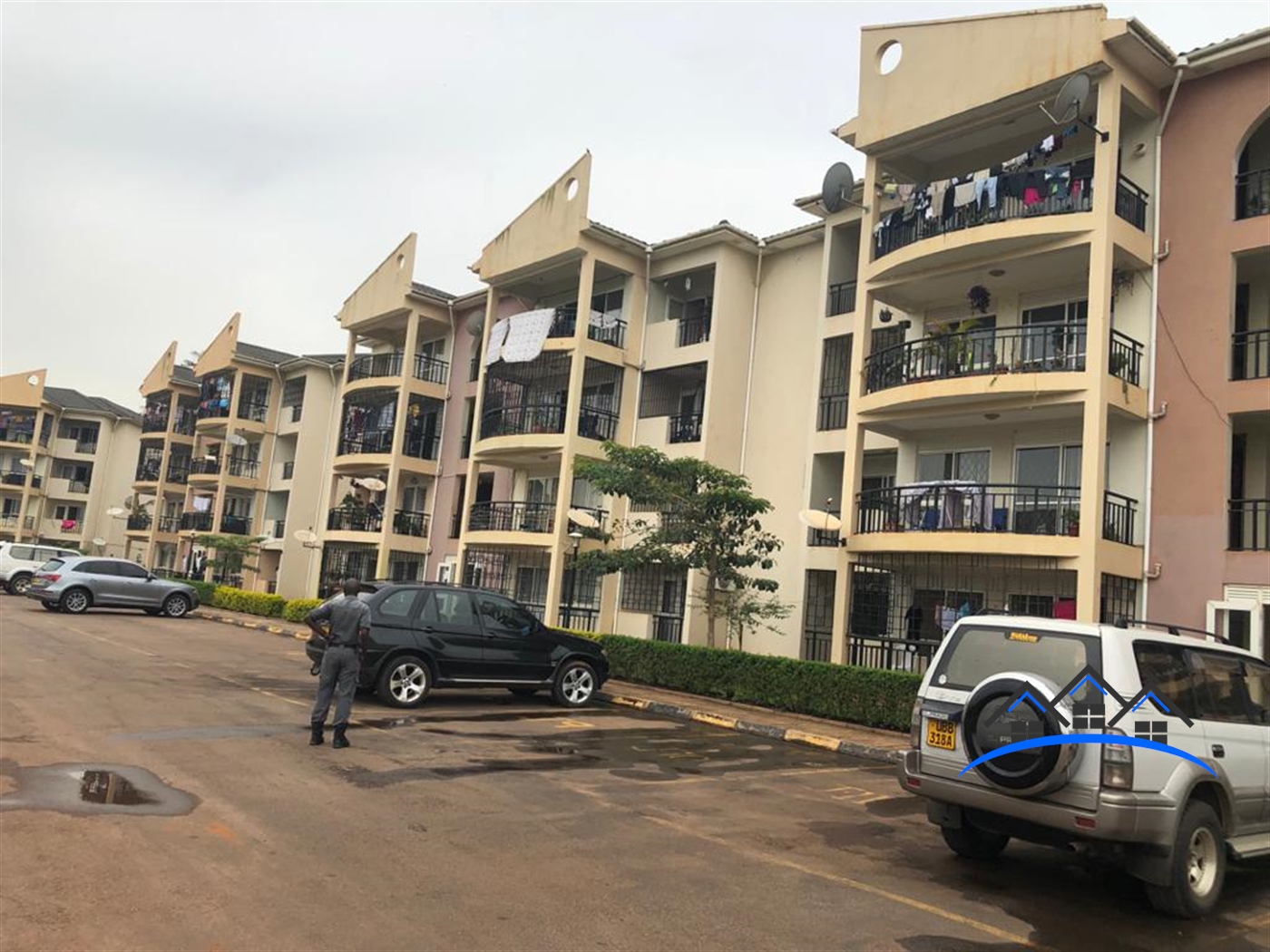 Apartment for sale in Bugoloobi Kampala