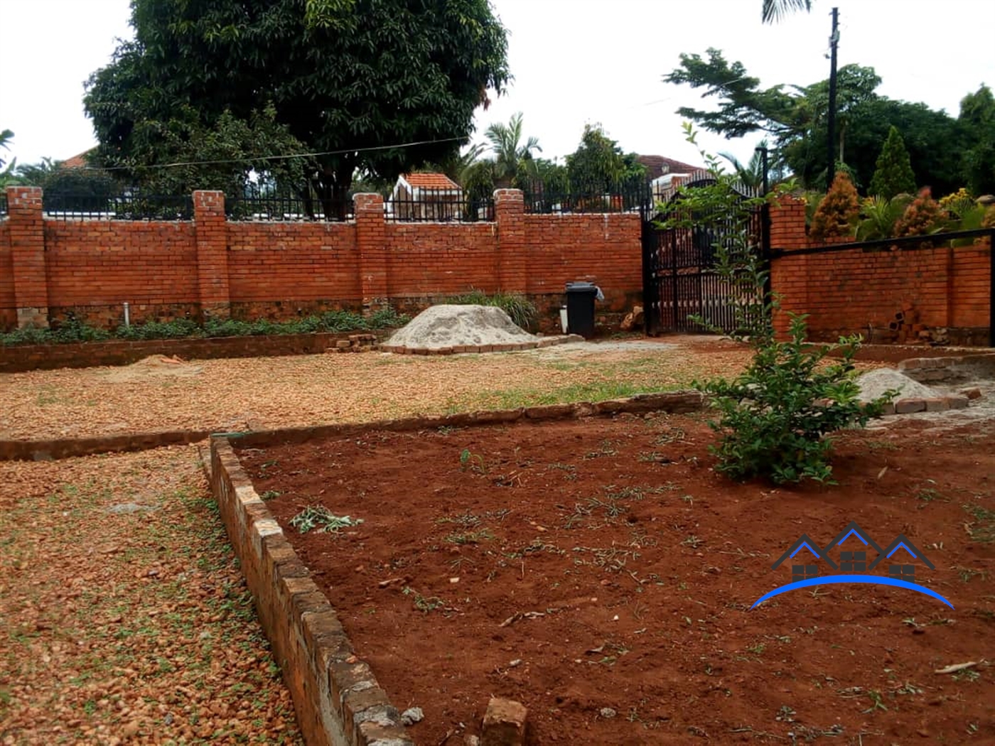 Bungalow for sale in Bwebajja Wakiso