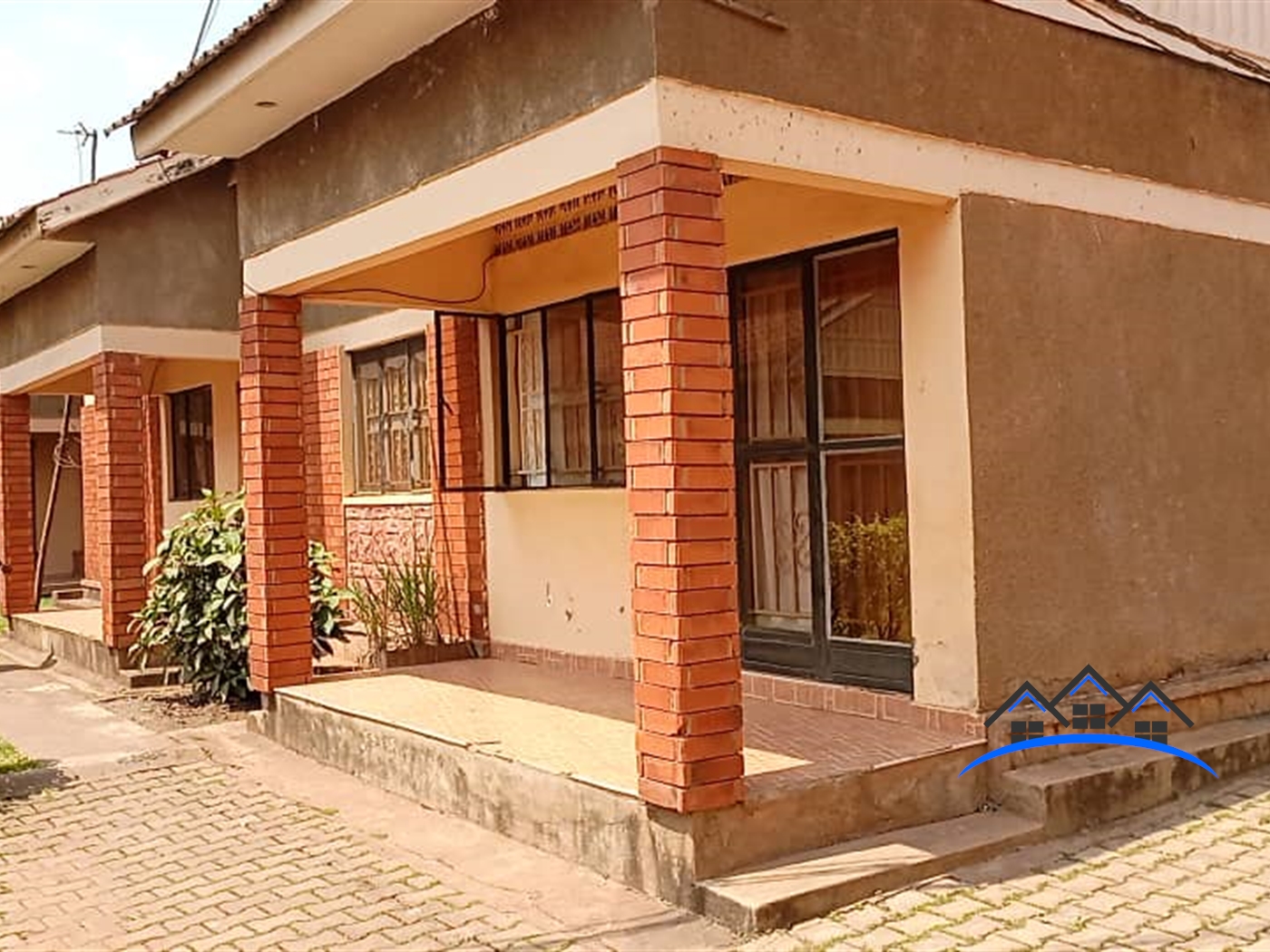 Commercial block for sale in Kyanja Wakiso