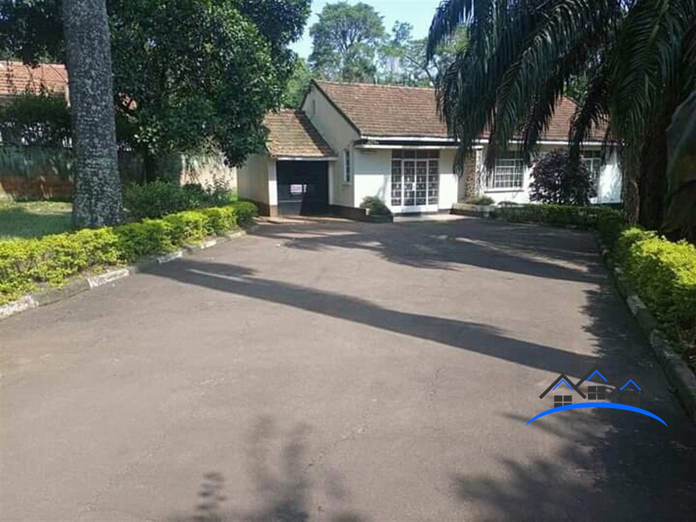 Bungalow for sale in Kololo Kampala