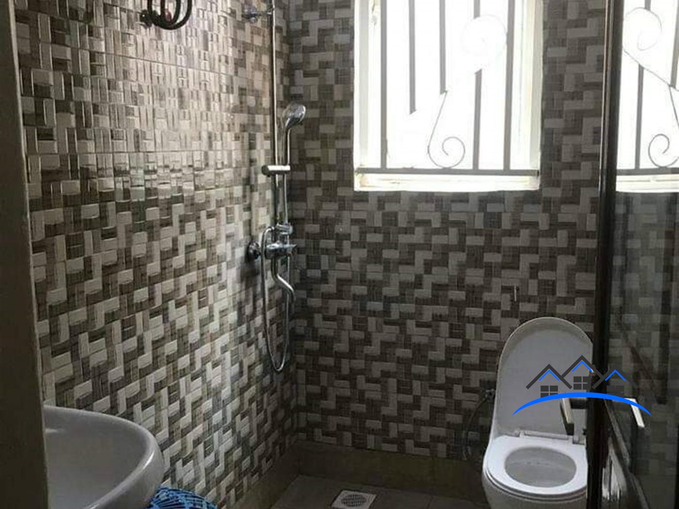 Bathroom (Toilet)