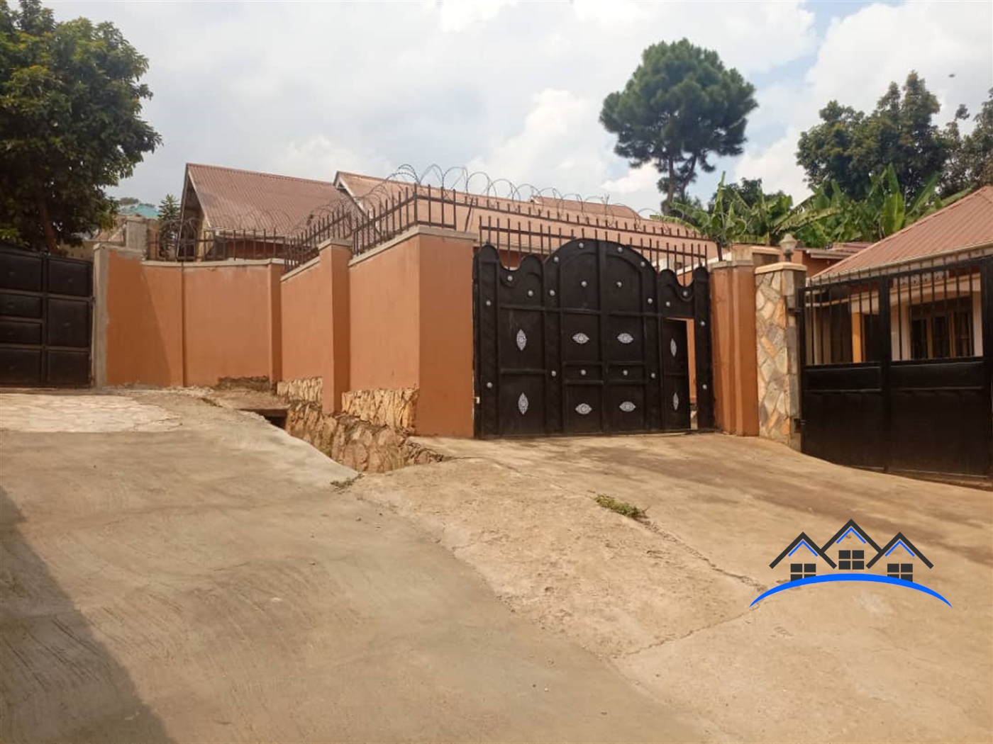 Bungalow for sale in Kawempe Kampala