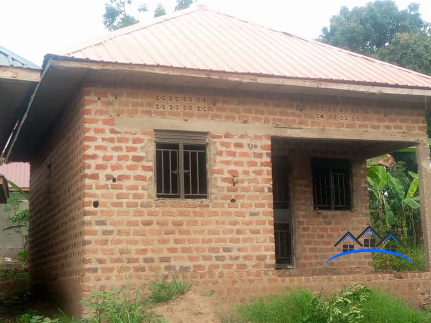 Shell House for sale in Bombo Wakiso